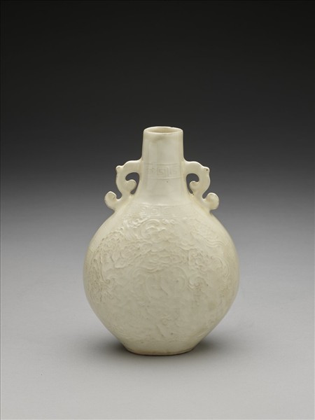 白瓷印花雲蝠扁壺