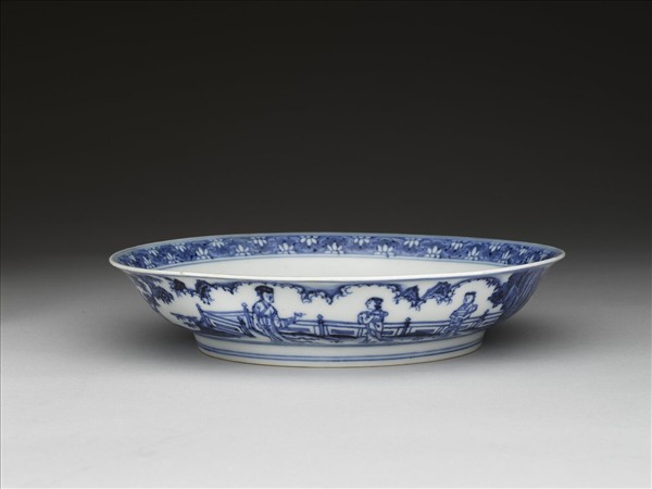 青花三友仕女圖盤