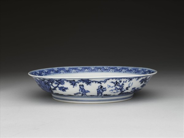 青花三友仕女圖盤