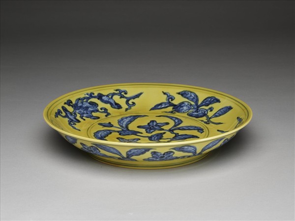 黃地青花花果盤