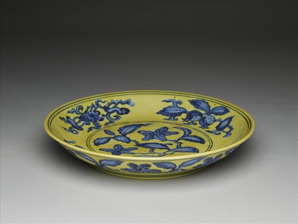 黃地青花花果盤