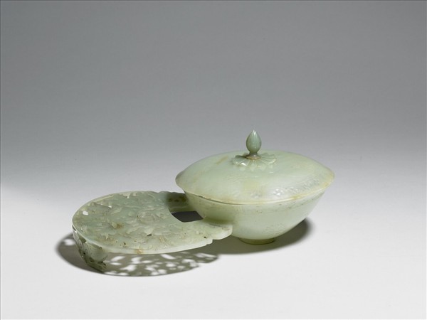 玉圓片形單柄蓋碗