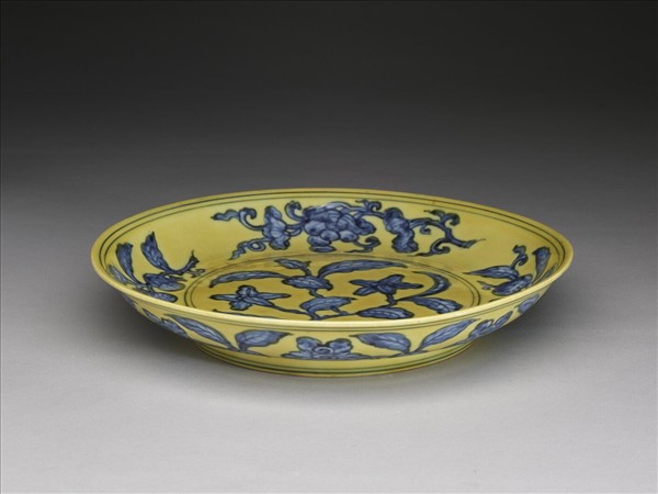 黃釉青花花果盤
