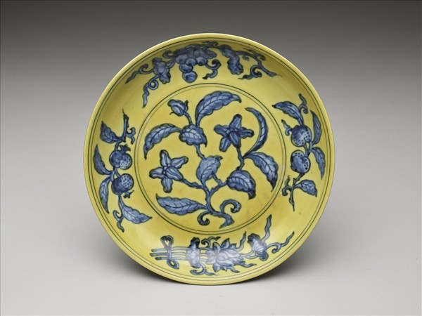 黃釉青花花果盤