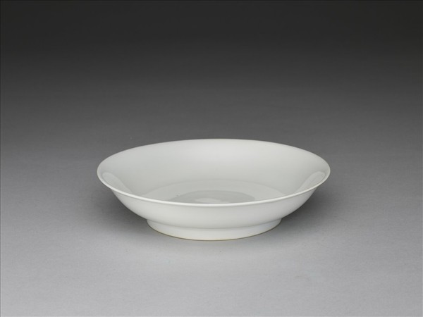 甜白釉盤