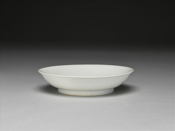 甜白釉盤