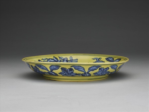 黃釉青花花果盤