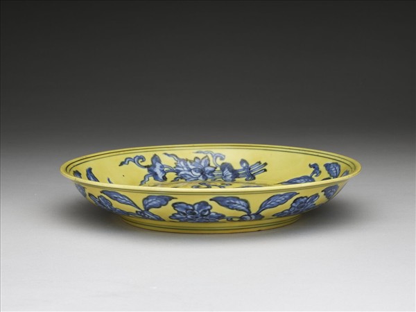 黃地青花花果盤