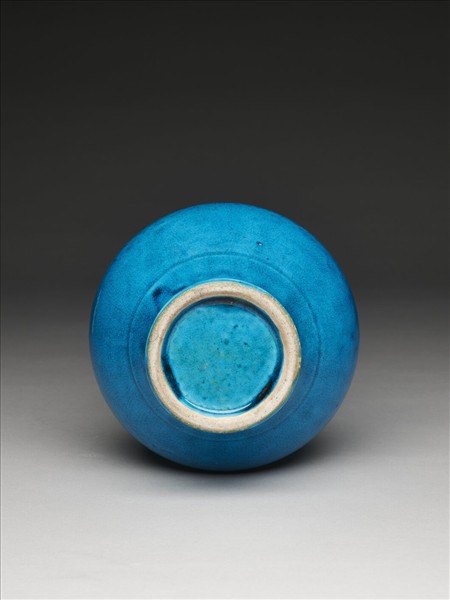 孔雀綠釉弦紋瓶