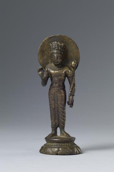 時代物　宋時代　古鏡　銅鏡　「薛仰峯造」　青銅 最顶级的古代青铜镜，号称一个亿一面_艺术_成交价_直径