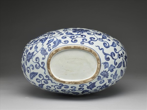 青花四季花卉紋扁壺