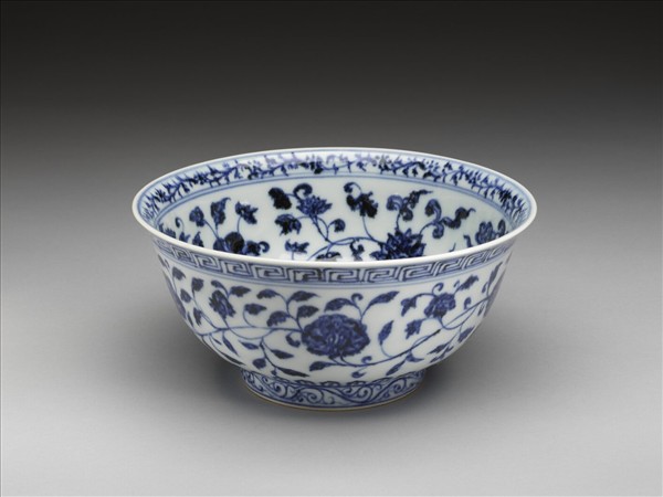 青花四季花卉紋碗