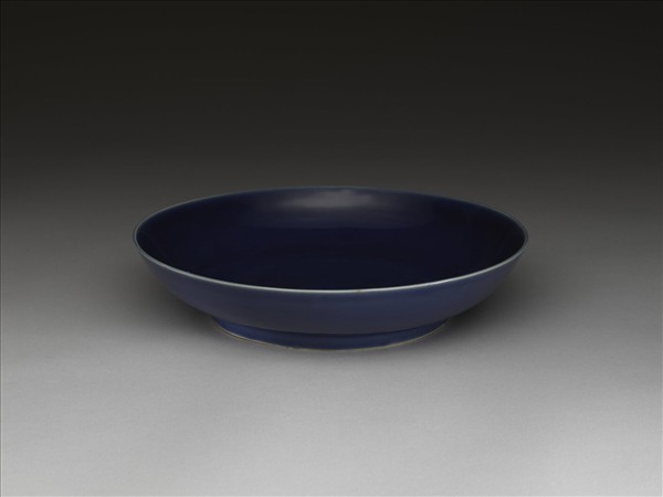 霽青釉盤