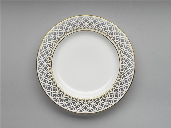 法國 塞弗爾窯 白瓷描金鏤空雕花杯托