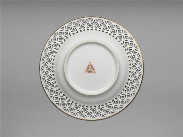 法國 塞弗爾窯 白瓷描金鏤空雕花杯托
