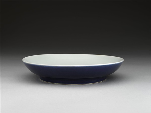 霽青白裡盤