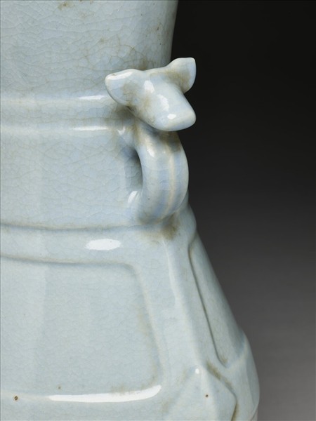 仿鈞釉鹿耳扁壺