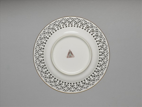 法國 塞弗爾窯 白瓷描金鏤空雕花杯托