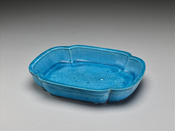 孔雀綠釉海棠式盤