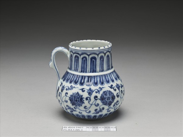 青花花卉紋花澆