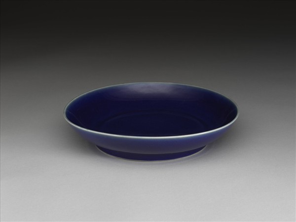 霽青釉盤