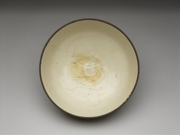 定窯 白瓷劃花水波紋碗
