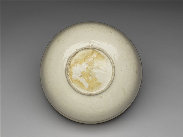 定窯 白瓷劃花水波紋碗