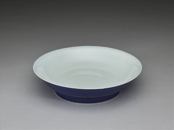 霽青白裡盤