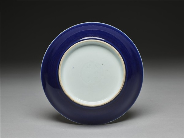 霽青白裡盤