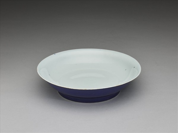 霽青白裡盤