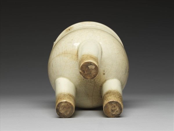 德化窯 白瓷三足鼎