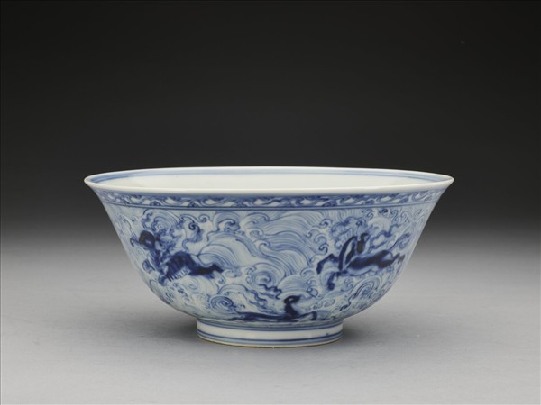 青花海獸紋碗