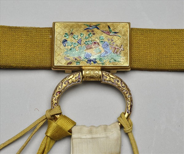 鍍金嵌琺瑯帶扣吉服帶