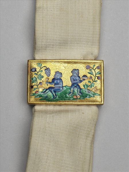 鍍金嵌琺瑯帶扣吉服帶