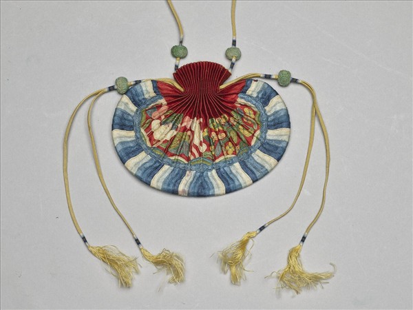 鍍金嵌琺瑯帶扣吉服帶