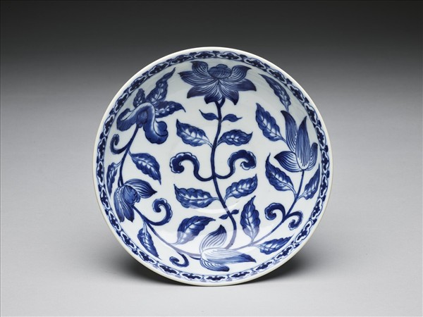 青花蓮花紋碗