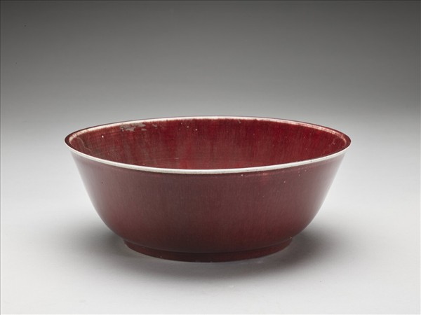 寶石紅釉碗