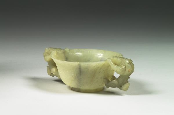 玉壽字雙龍耳爐