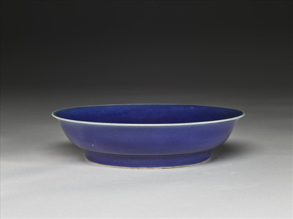 霽青釉盤