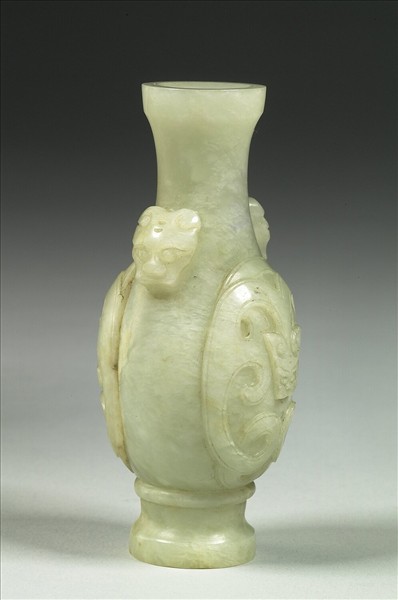 玉龍紋瓶