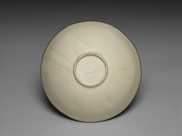 定窯 劃花蓮花葵花式碗