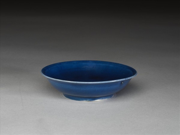 霽青釉碟