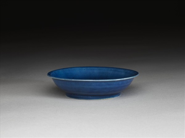 霽青釉碟