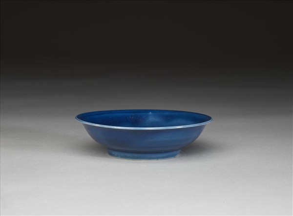 霽青釉碟