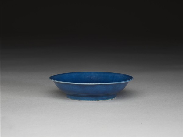 霽青釉碟