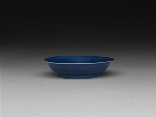 霽青釉碟