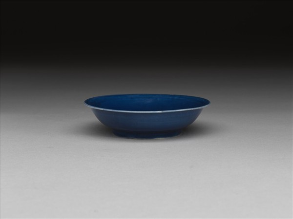 霽青釉碟