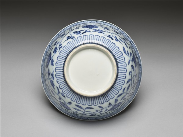 青花四季花卉紋碗