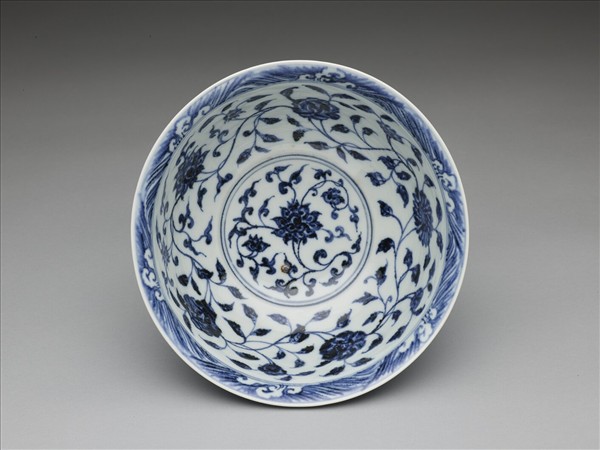 青花四季花卉紋碗