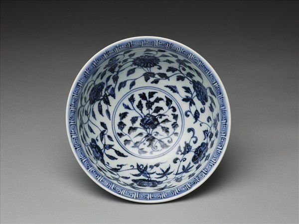 青花四季花卉紋碗